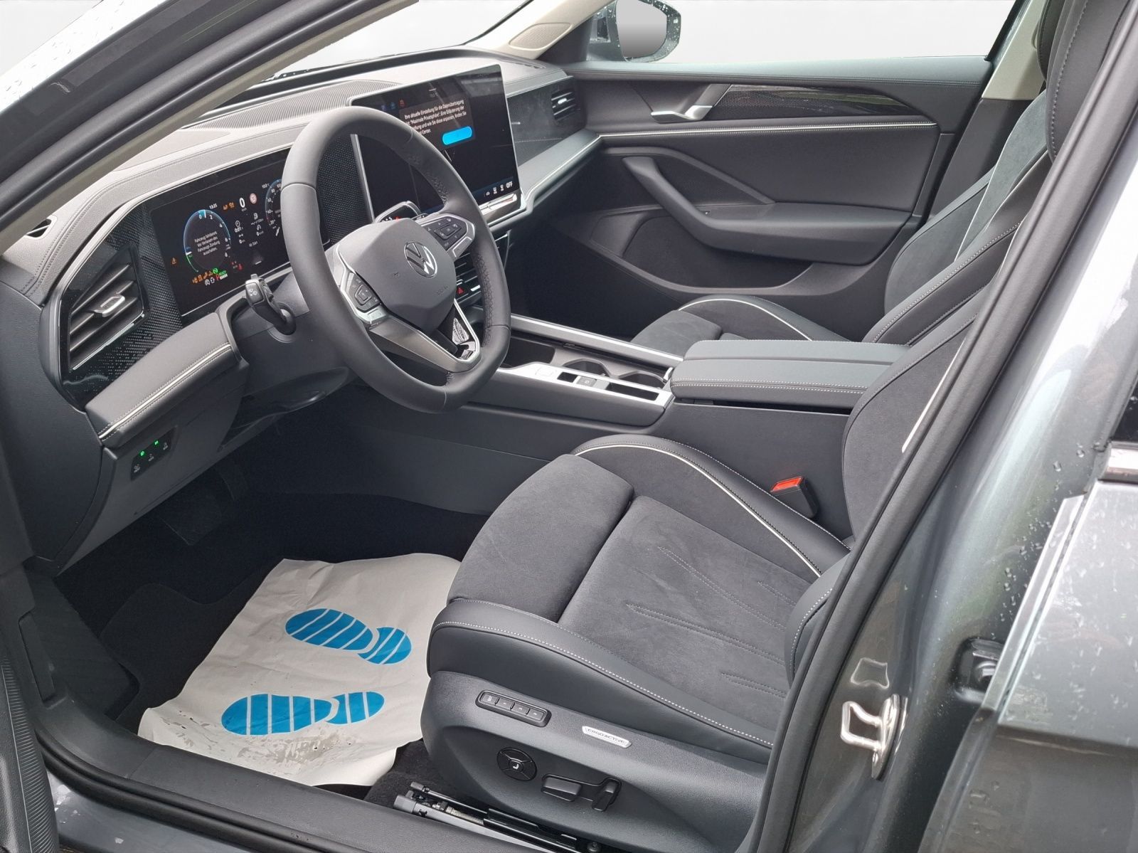 Volkswagen Passat Business 177 PS eHybrid | Massagesitze |  imagem 2
