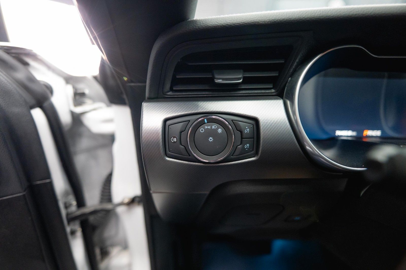 Fahrzeugabbildung Ford Mustang Shelby GT 500 Coupe Performance PREMIUM