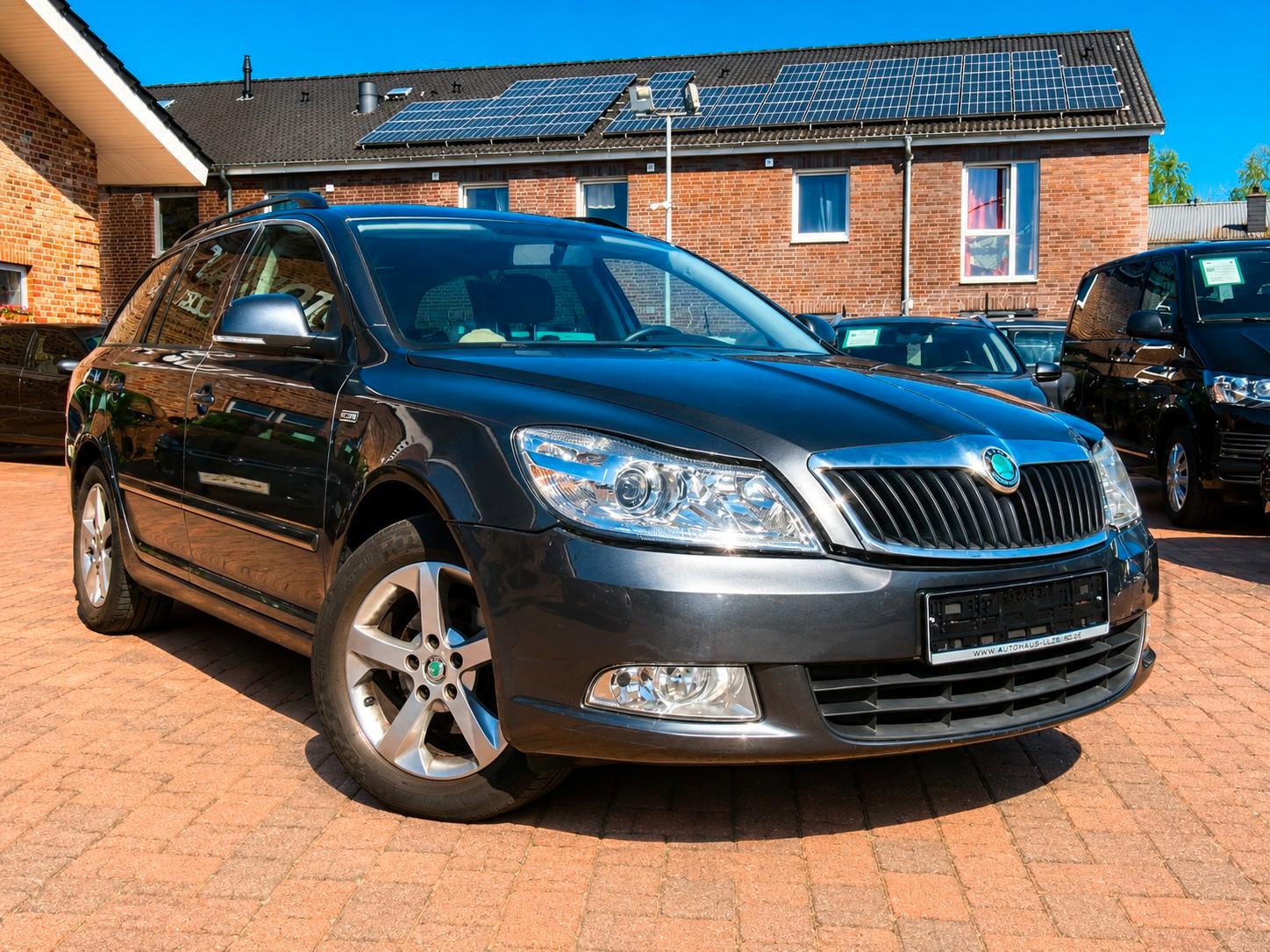 Skoda Octavia 2011 — photo 6