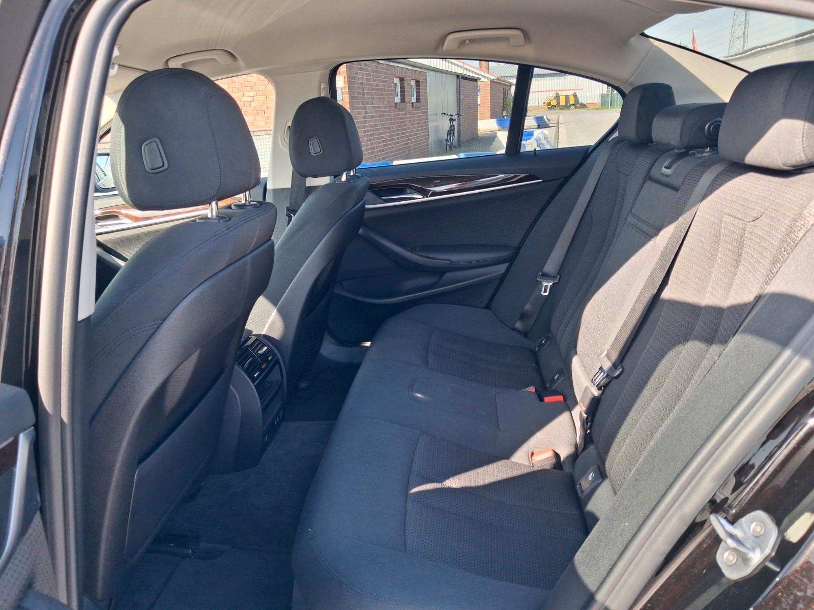 BMW 530 5 Limousine 530 e *LED*Kamera* Top Gepflegt*