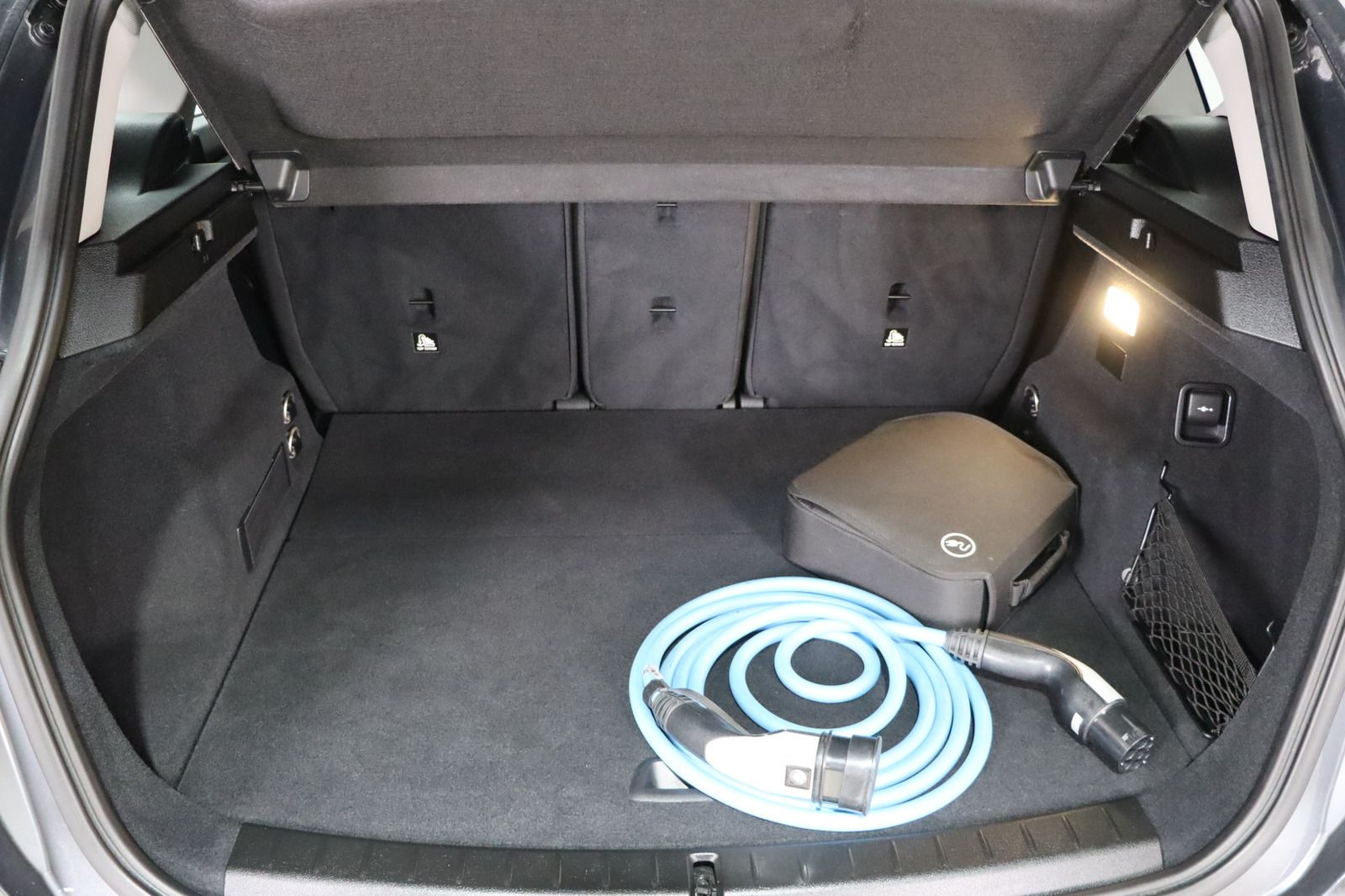 Fahrzeugabbildung BMW 225 xe i Performance Advantage Active Tourer