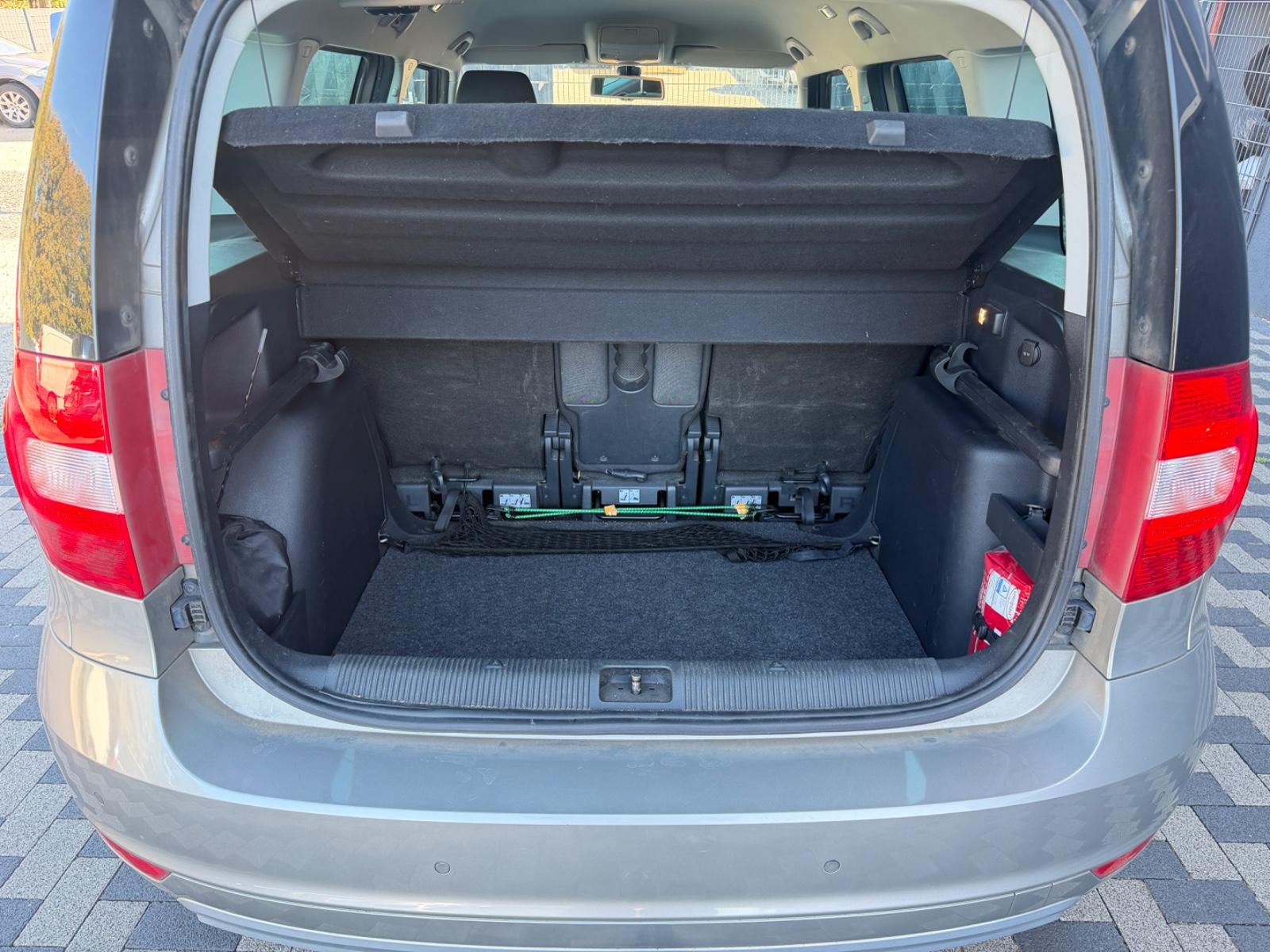 SKODA Yeti 2.0 TDI 140ch - ELEGANCE - 4X4 - GPS - ATTELAGE - BVM - VOLANT EN CUIR