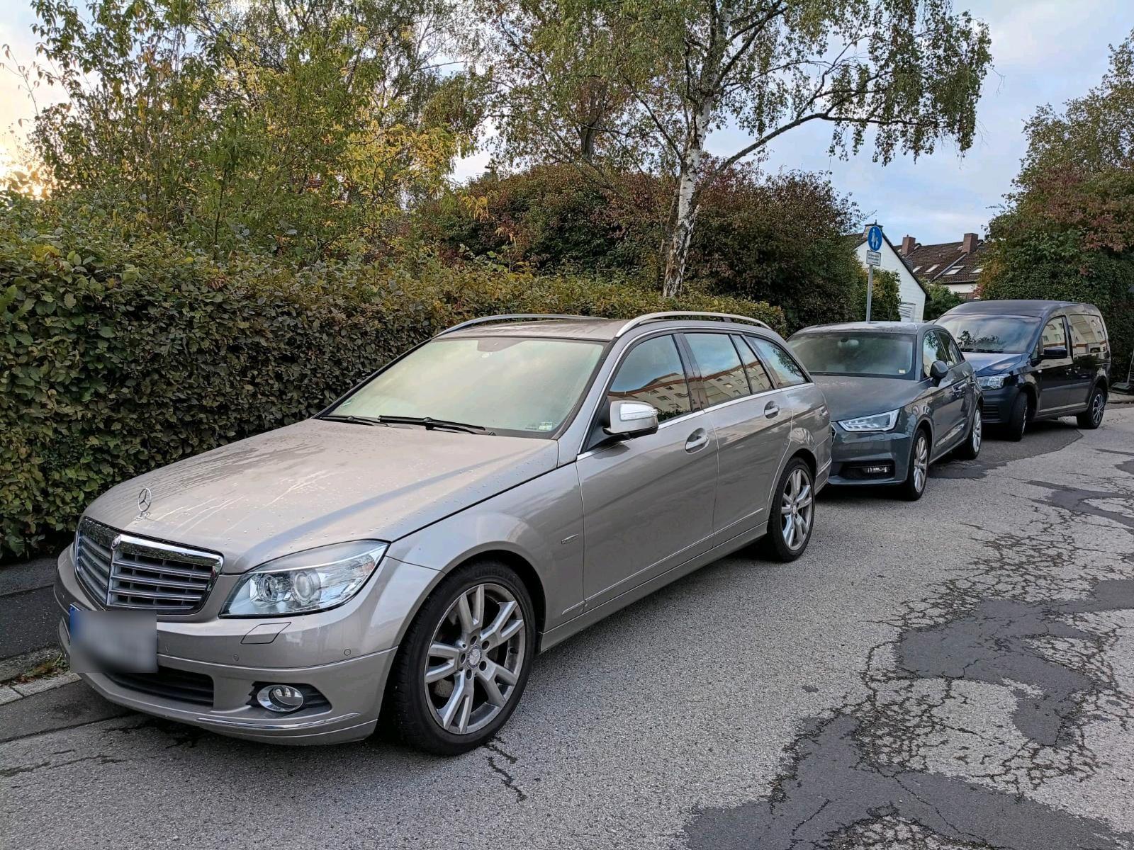 Mercedes-Benz C 220