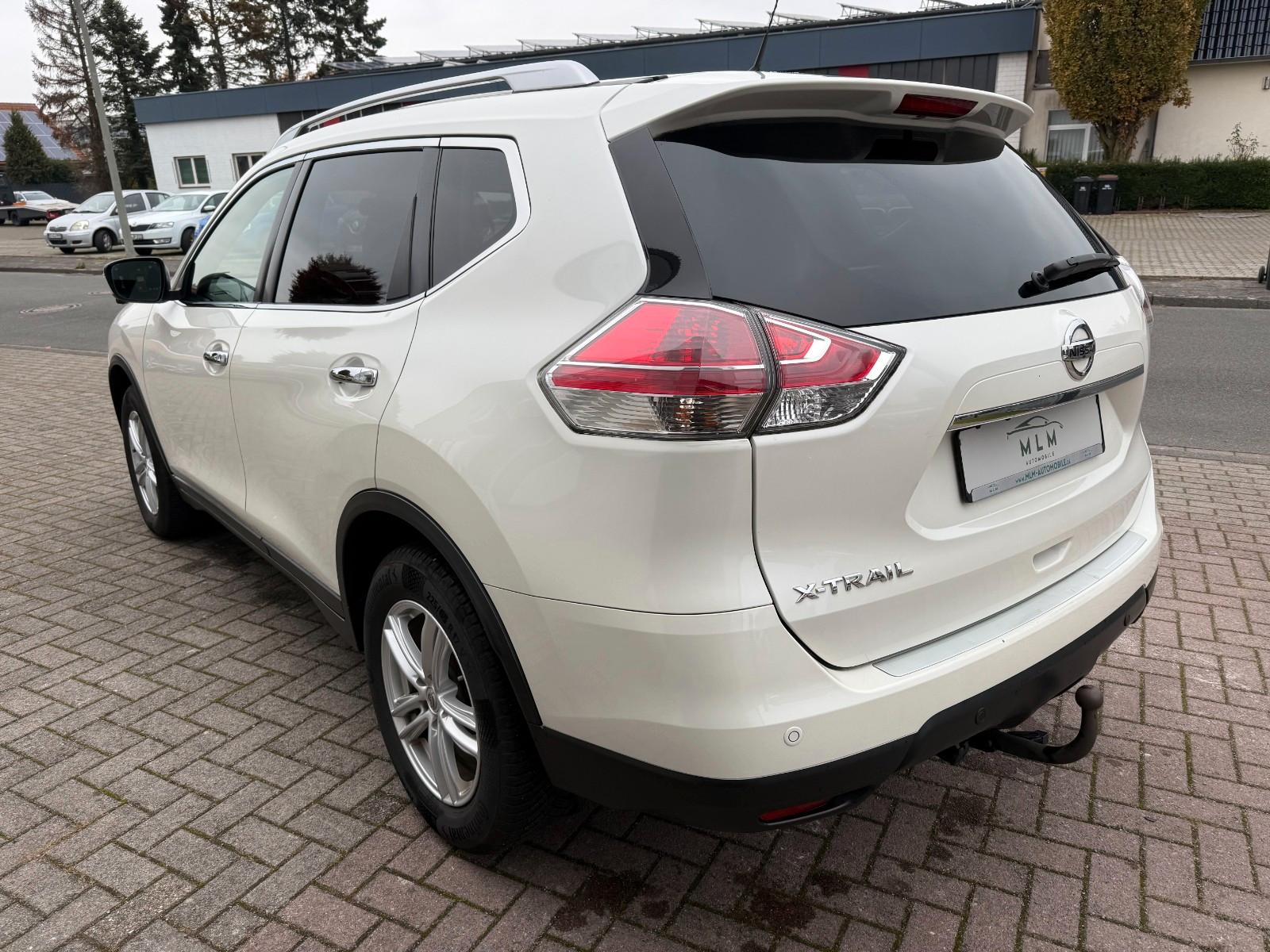 Nissan X-Trail Acenta Automatik Navi Kamera Panorama AH