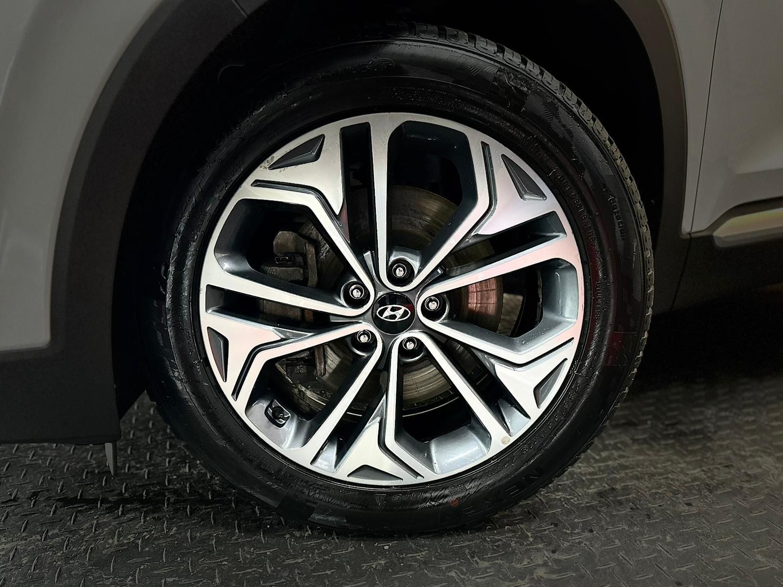 HYUNDAI SANTA FE 2.2CRDi PREMIUM SEVEN 4WD* LED#4xSHZ#LH - Image 9