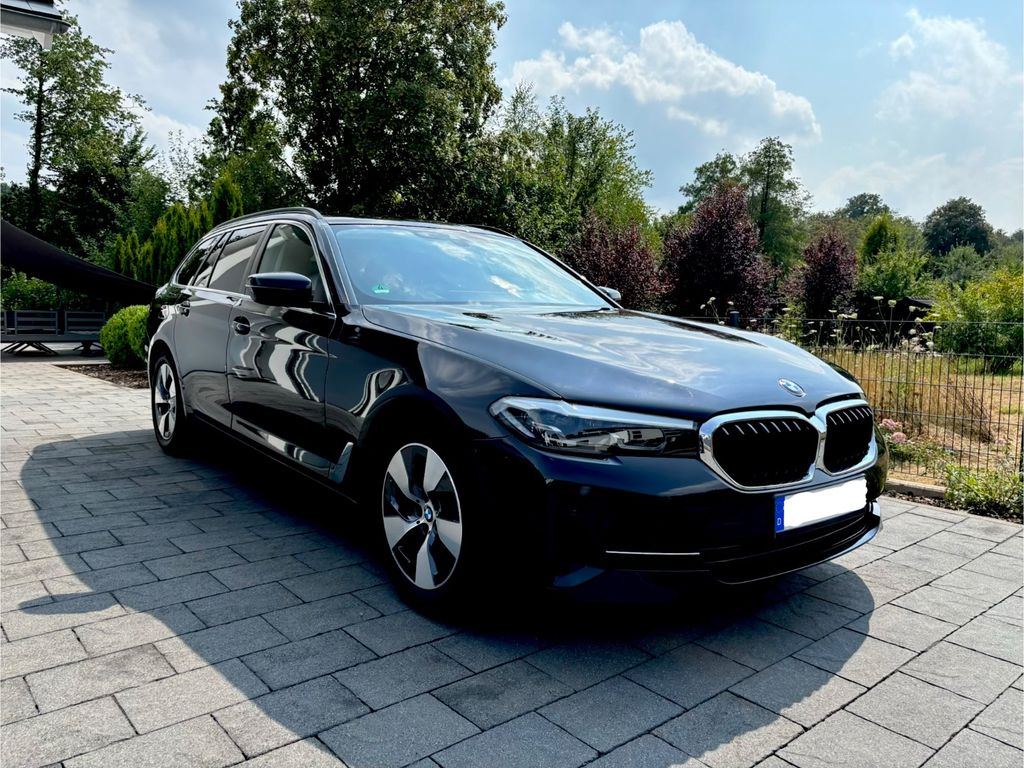 Image of BMW 520