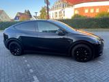 Tesla Model Y Long Range Dual Motor AWD Long Range - Tesla Model Y: Von Privat