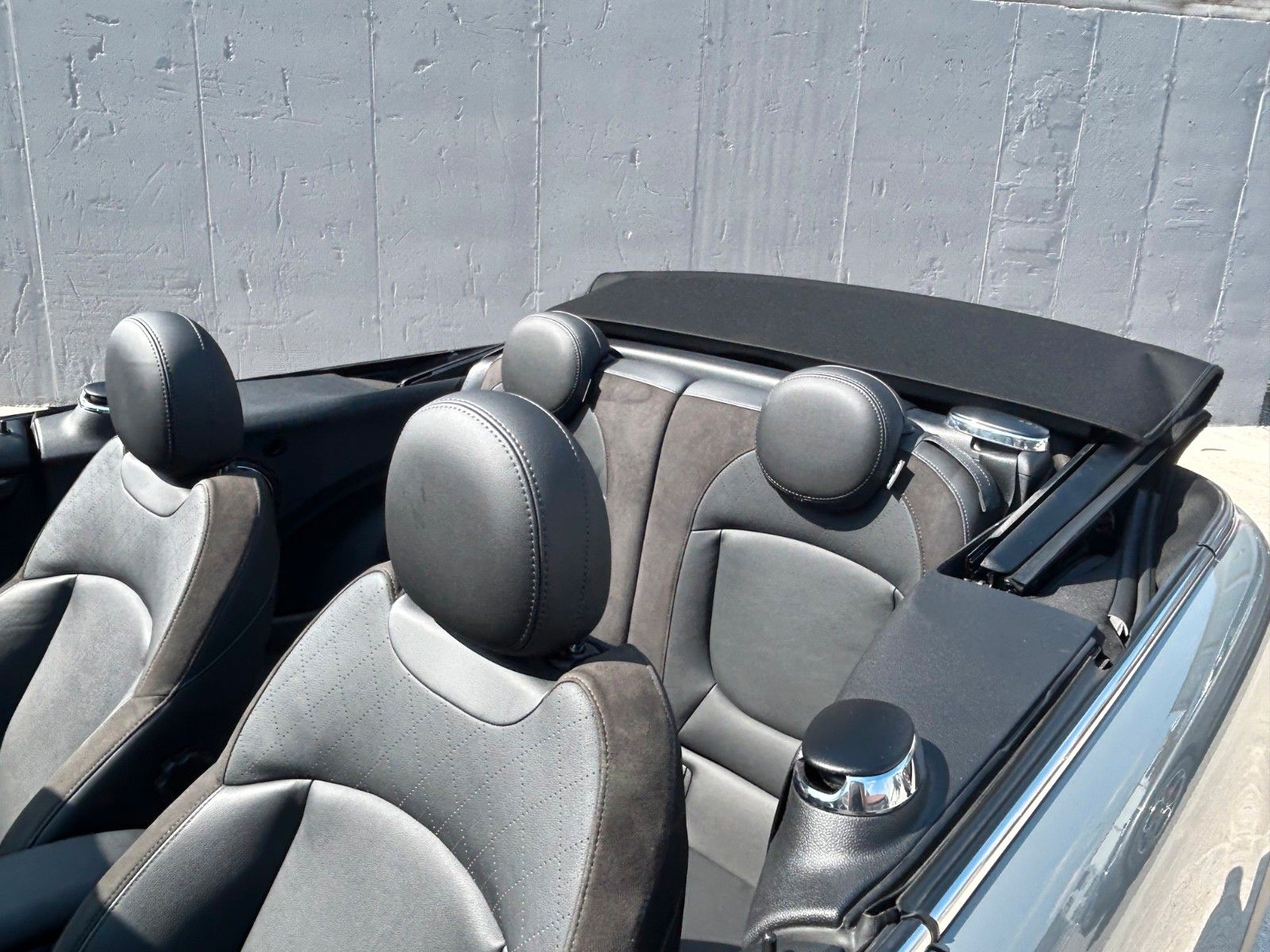 Fahrzeugabbildung MINI Cooper Cabrio Chili Metallic CarPlay LED SZ  PDC