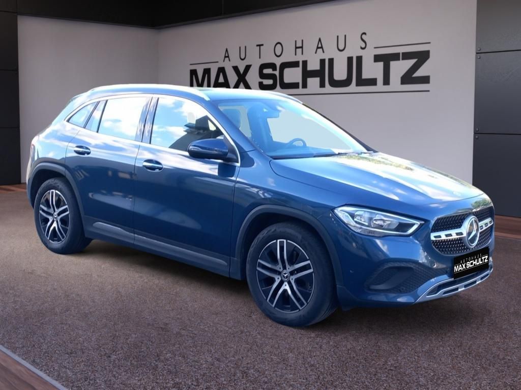 Fahrzeugabbildung Mercedes-Benz GLA 220 d Navi*AHK*PDC*SpurH*el.Heck*Kam.*AUT