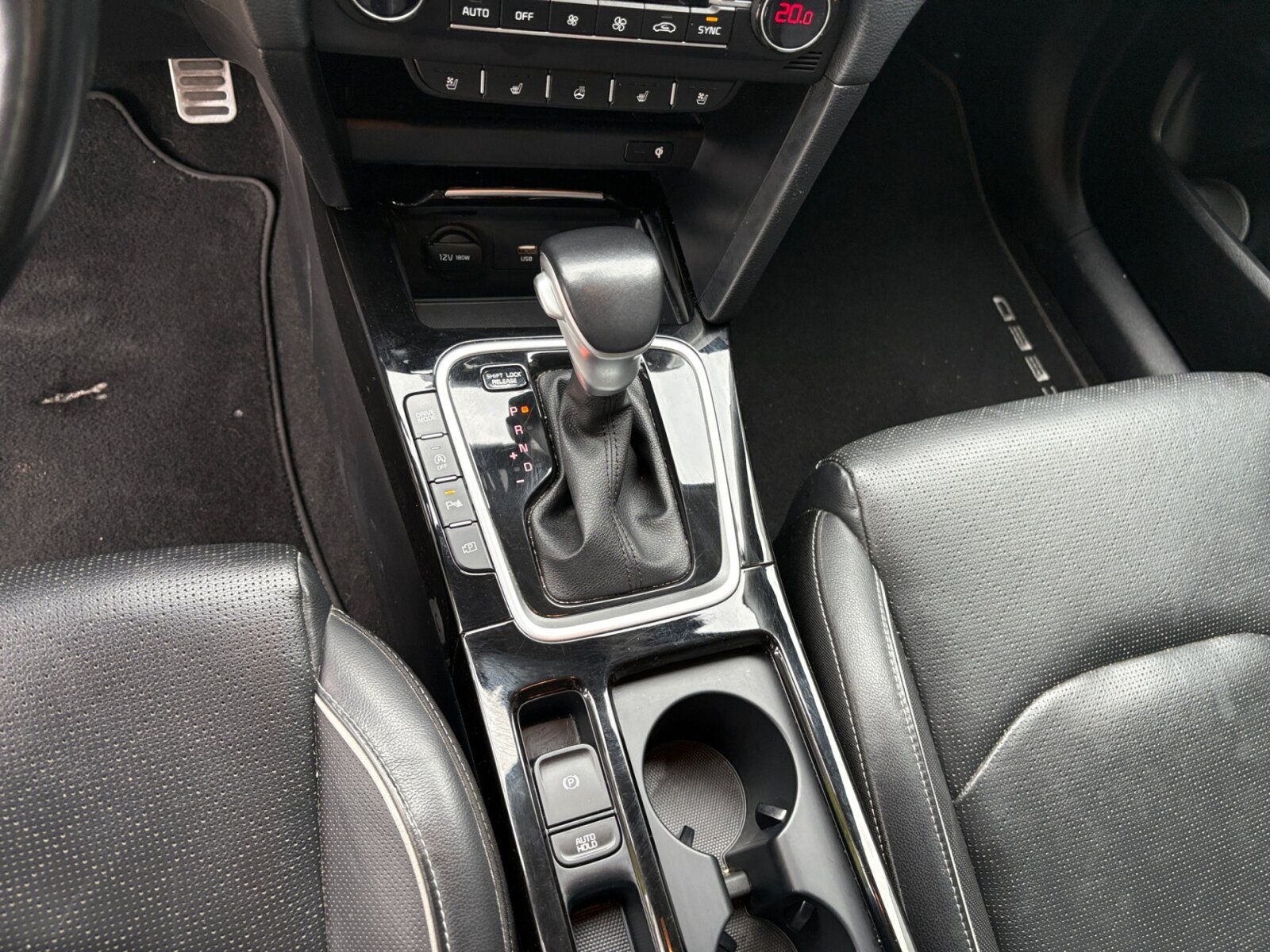 Fahrzeugabbildung Kia Ceed Sportswagon 1.6 CRDi DCT Platinum Edition