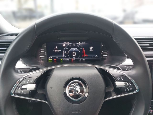 Superb Combi 1,4TSI iV Ambition PANO+VCP+ACC+DCC