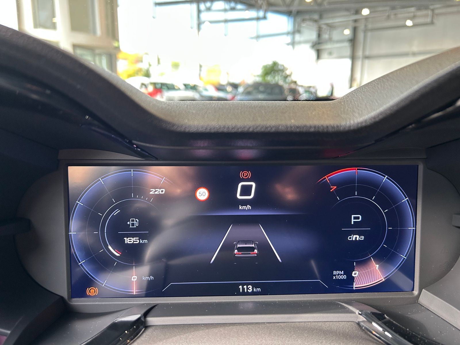 Fahrzeugabbildung Alfa Romeo Junior Ibrida Speciale - Technologie Paket