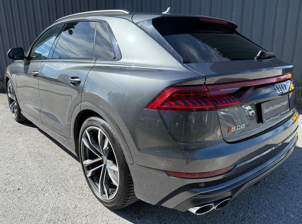 Audi SQ8