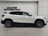 BMW X2 xDrive28i Aut Pano Leder LED Kamera, Garantie - BMW X2 mit Schiebedach
