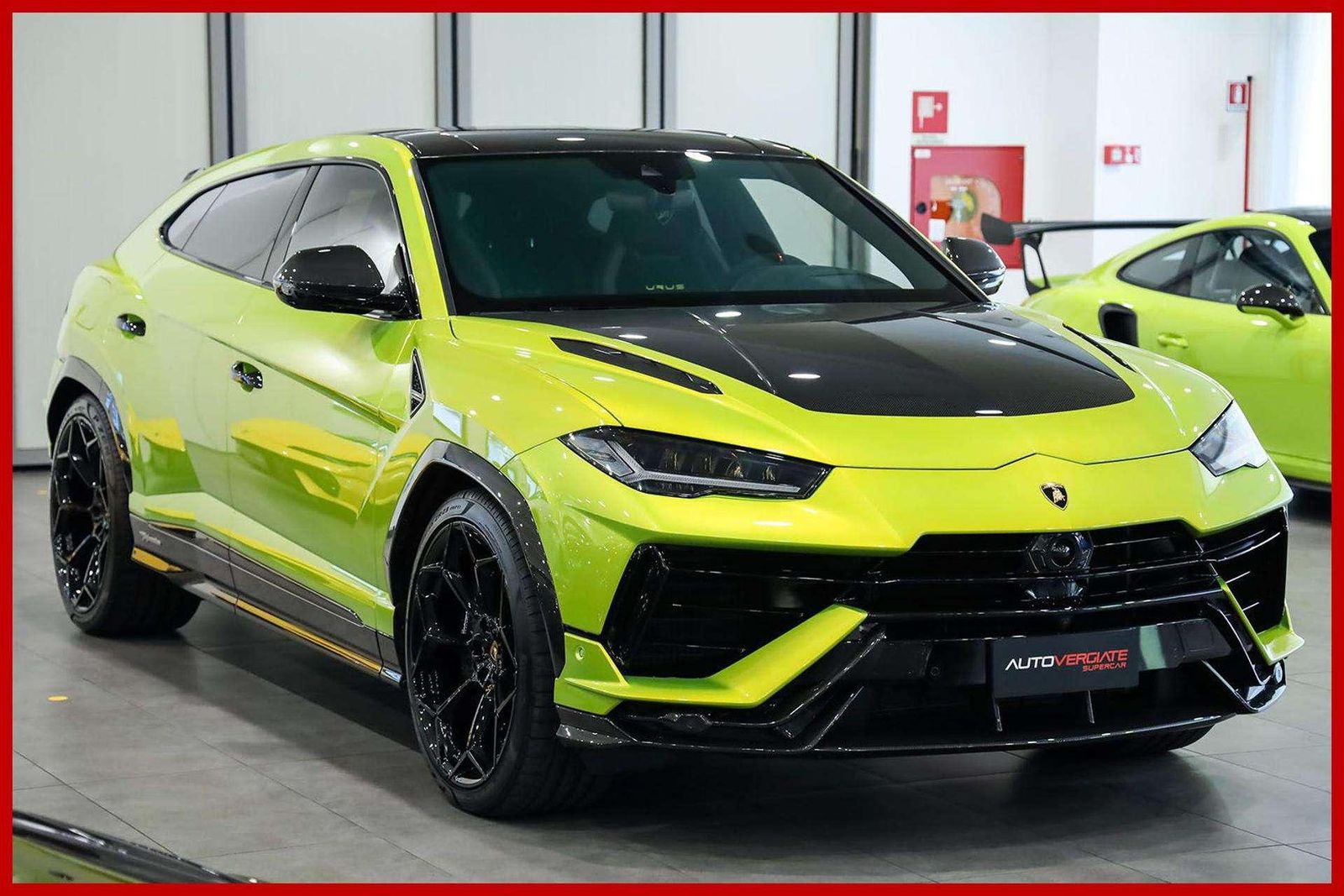 Lamborghini Urus 4.0 Performante | FULL CARBON | AKRAPOVIC imagem 3