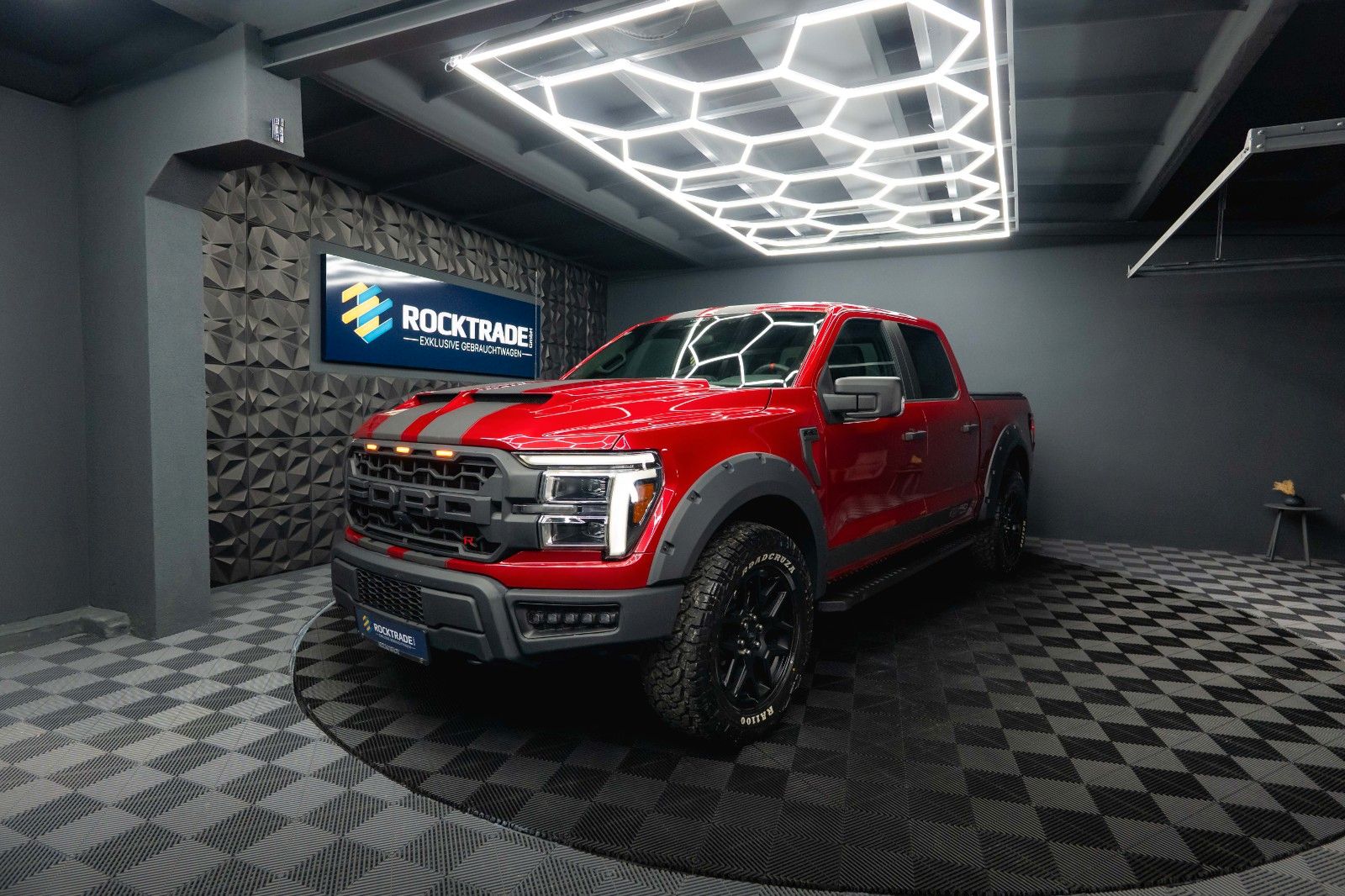 Fahrzeugabbildung Ford F150 5.0L V8 4x4 Offroad SuperCrew RAPTOR 19%