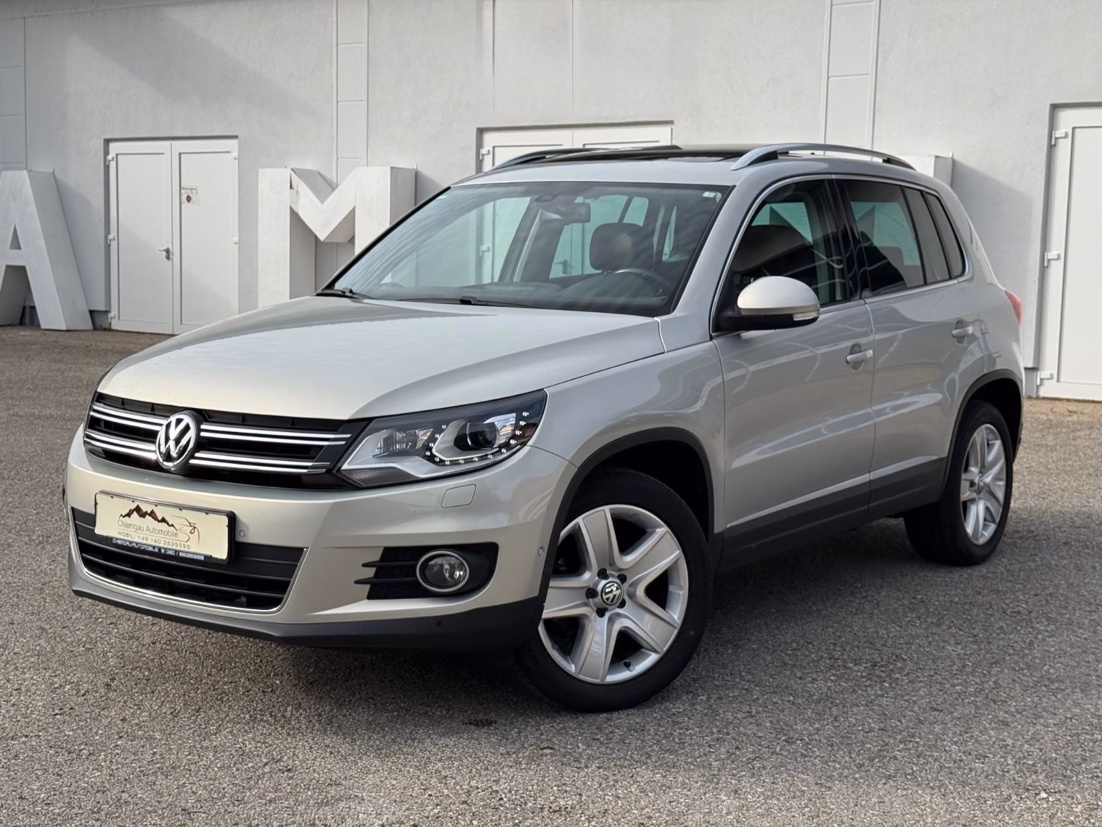 Volkswagen Tiguan Sport & Style BMT 4Motion DSG PANO AHK