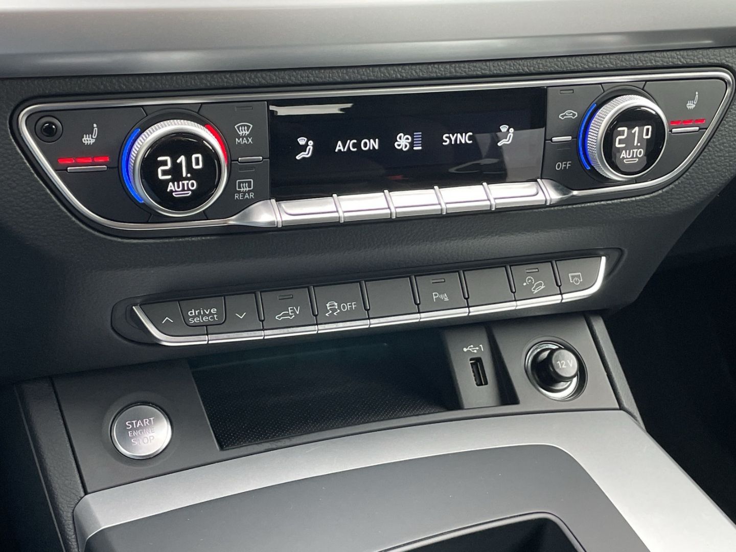 Q5 50 TFSIe Sportback quattro S line Matrix/GRA