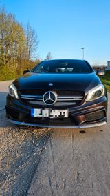 Mercedes-Benz A 45 AMG 4MATIC AMG - Mercedes-Benz A 45 AMG aus 2015