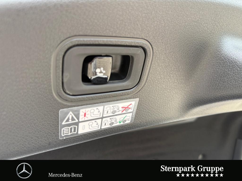 Mercedes-Benz CLE 300