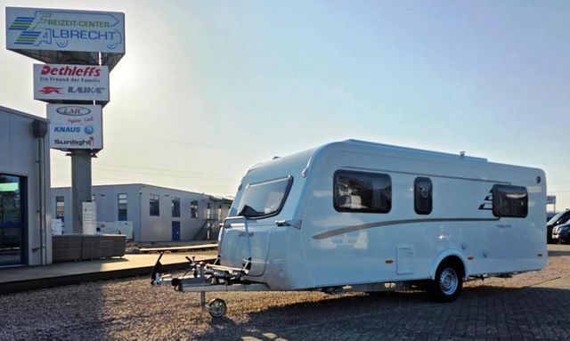 Fahrzeug Übersicht 23 HYMER / ERIBA / HYMERCAR Feeling 442 Verfüg./Sparen Sie 7.035,- €