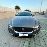 Jaguar XE 2.0 D Turbo aut. Pure **GARANZIA MOTOR - Jaguar XE Pure mit Diesel-Antrieb