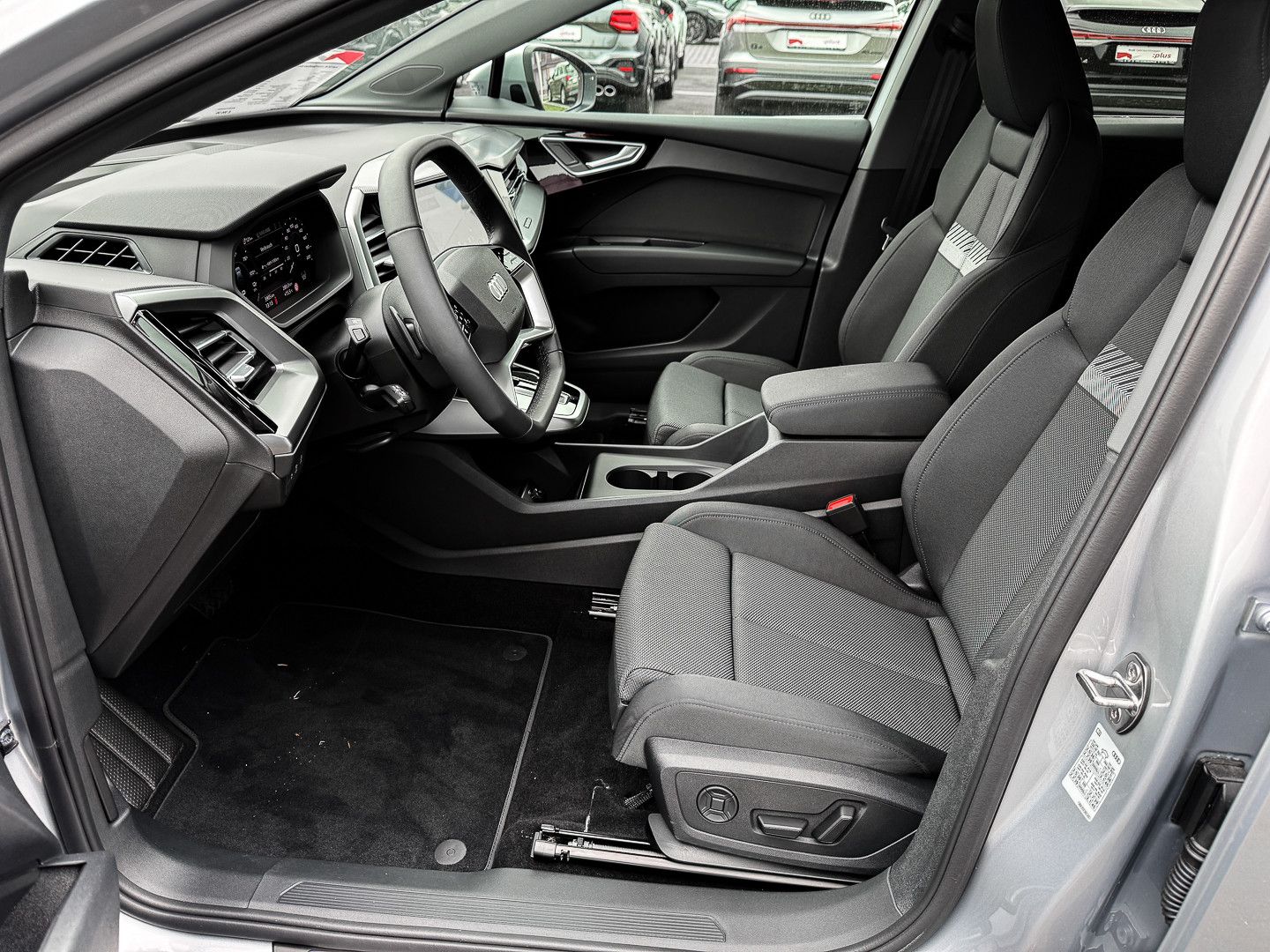 Audi Q4 - Bild 12
