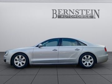 Audi A8 - 4