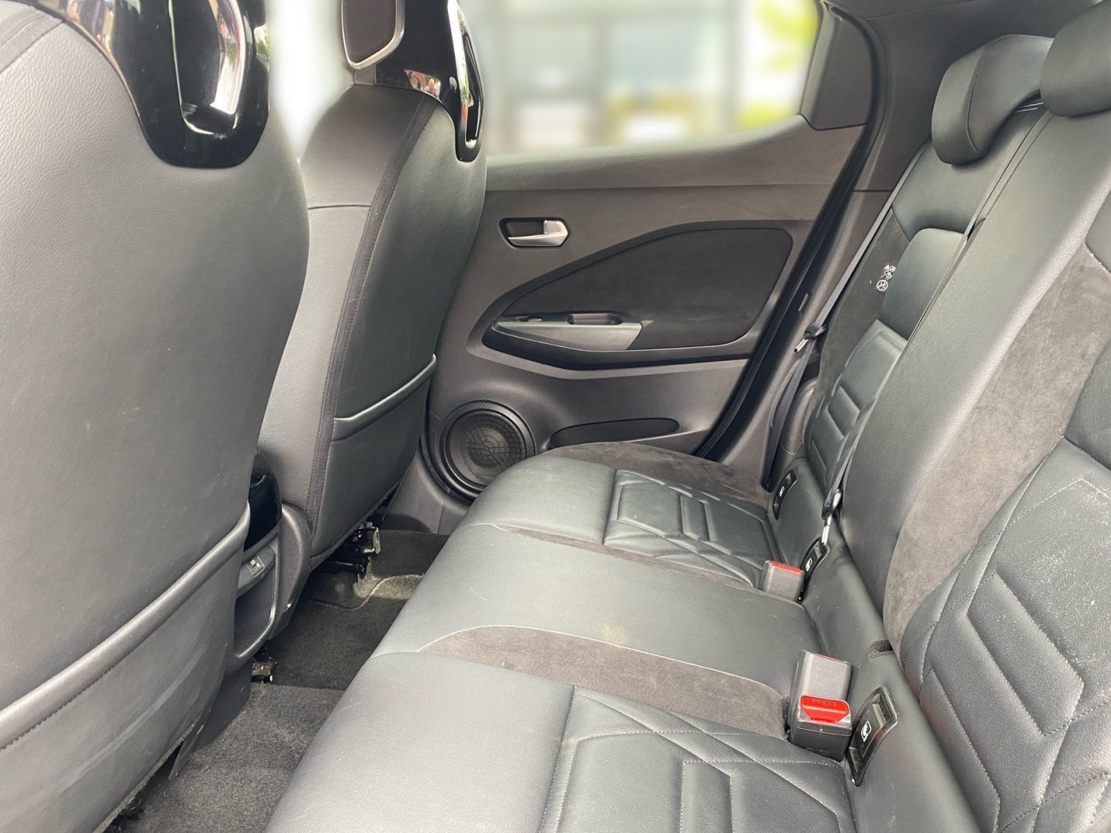 Fahrzeugabbildung Nissan Juke 1.0 DIG-T Autom. N-Design *Bose*360'Kamera*