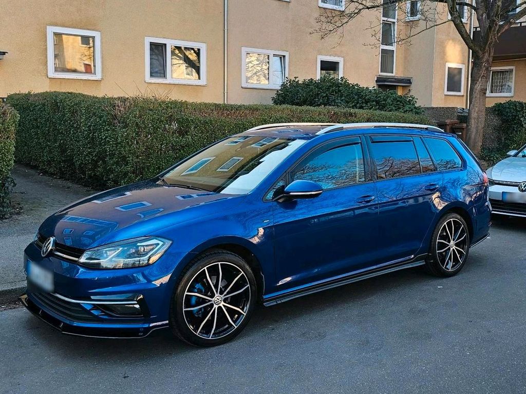 Image of Volkswagen Golf