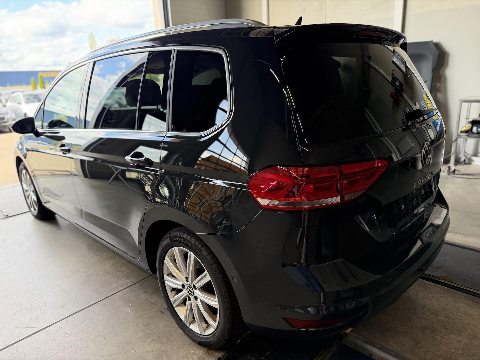 Volkswagen Touran 1,5TSI DSG Highline LED 7 Sitze NAVI AHK, миниатюра 4