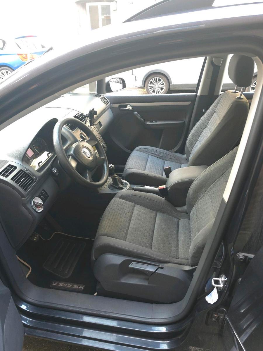 Volkswagen  2004 — photo 7