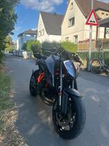 KTM Superduke 1290 R - KTM SUPERDUKE
