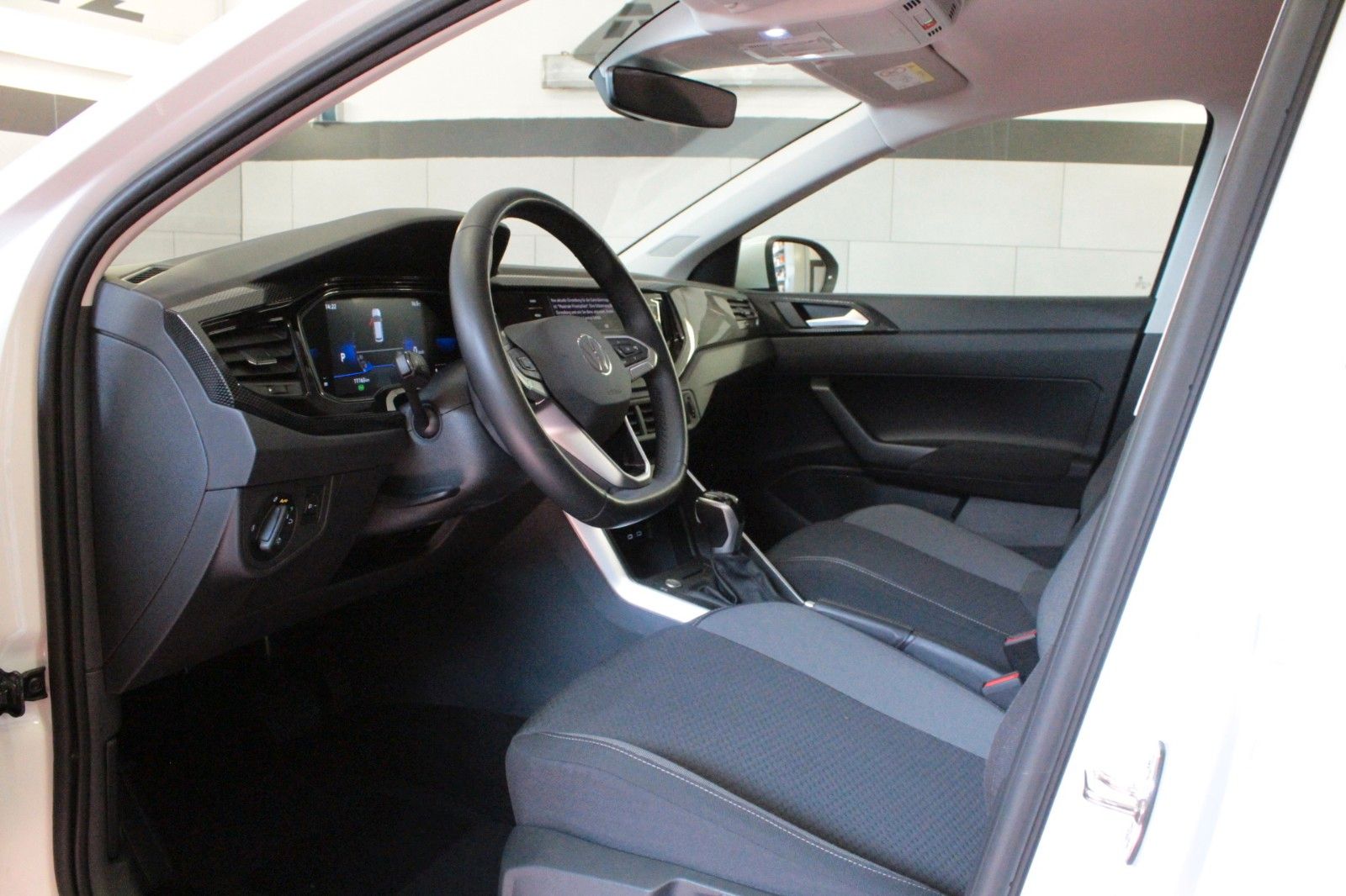 Fahrzeugabbildung Volkswagen Taigo 1.0 TSI, Life *Kamera*Sitzhzg*#15387