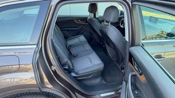 Audi Q7 - 11