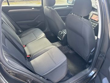 Volkswagen Passat Variant - 10