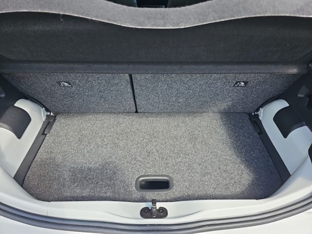 Fahrzeugabbildung Volkswagen up! 1.0 BASIS KAMERA SHZ MAPS+MORE DOCK KLIMA