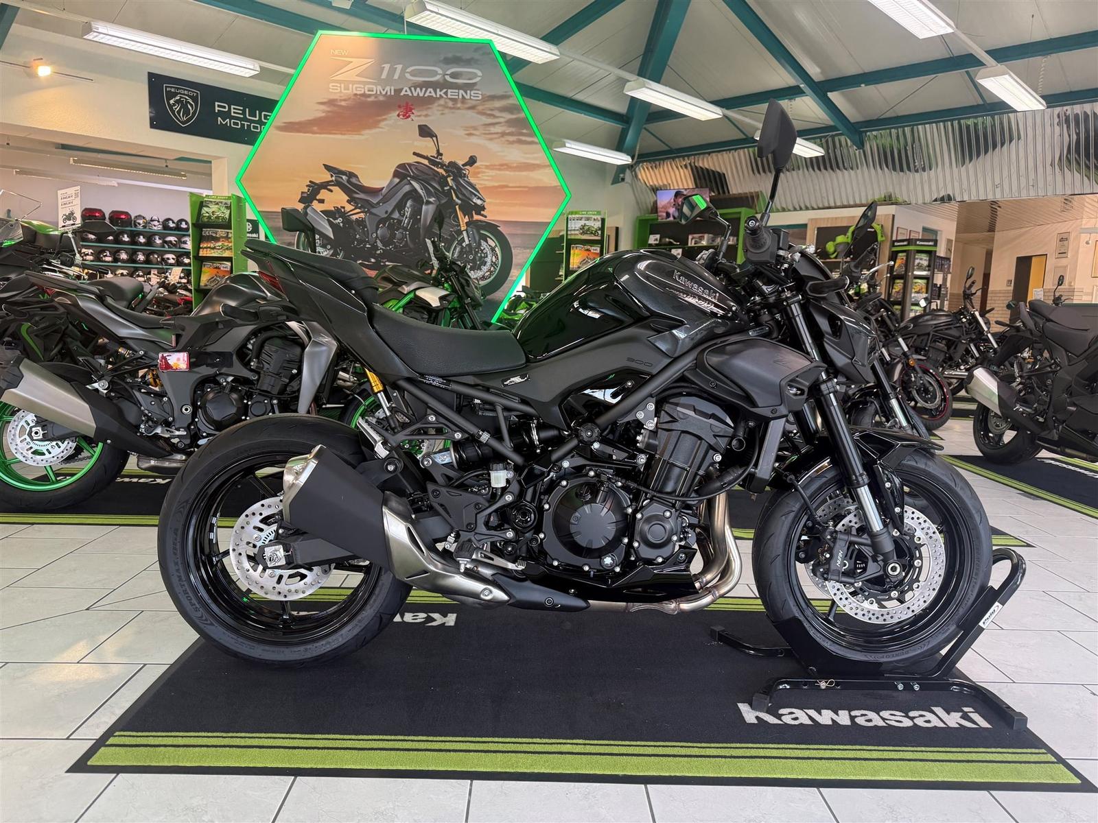 Kawasaki Z900 Verfügbar
