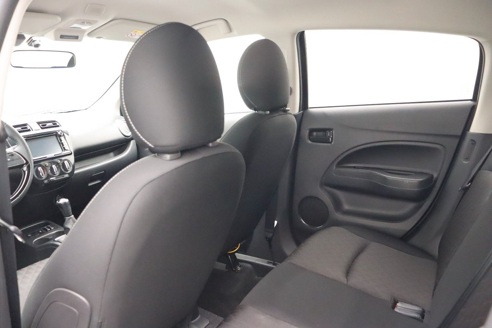 Fahrzeugabbildung Mitsubishi Space Star 1.2 Spirit+ NAVI TEMPO SHZ