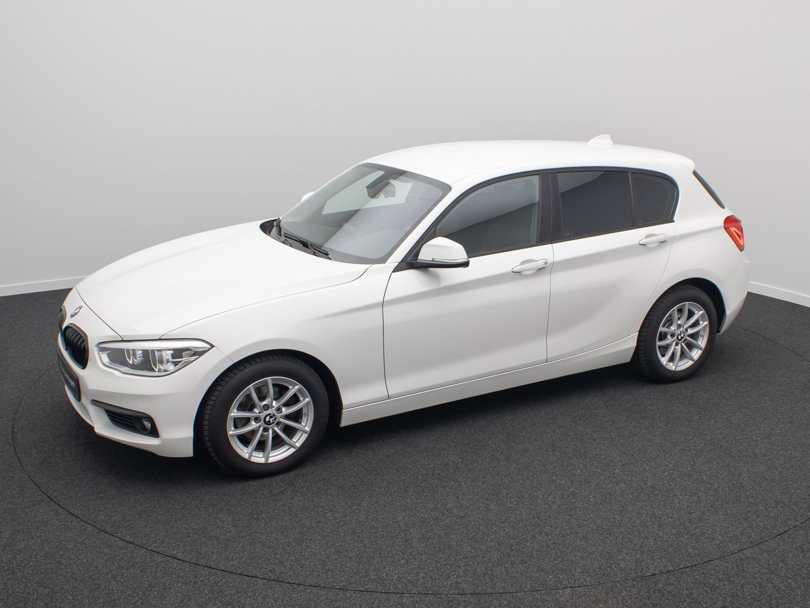 Fahrzeugabbildung BMW 118i FernlichtAs Komfort Ad.LED Tempomat KlimaAT