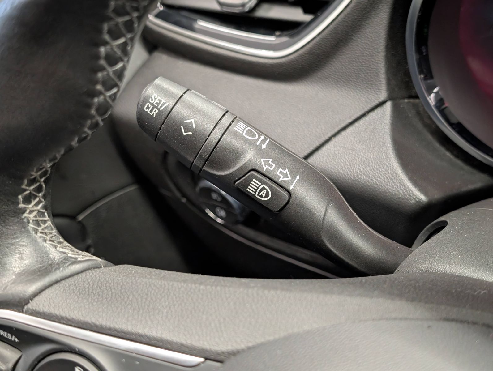 OPEL Grandland X Grandland 1.6 Turbo Ultimate Automatik Navi AHK – Bild 38