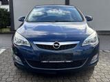 Opel Astra J 1.6 Edition nur Export / Wiederverkäufer - Opel Astra aus 2010: 1.6