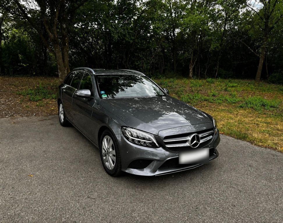 Image of Mercedes-Benz C 180