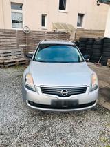 Nissan Ich verkaufe meine Auto - Nissan Altima Gebrauchtwagen