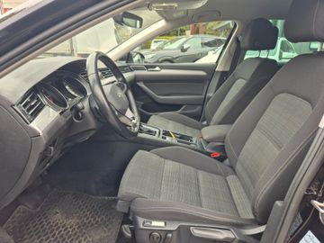 Volkswagen Passat Variant - 8