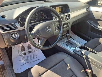 Mercedes E 250 - 3