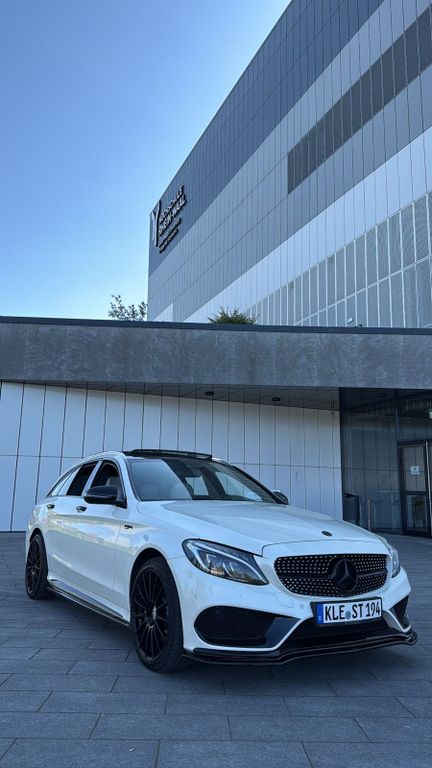 Image of Mercedes-Benz C 400