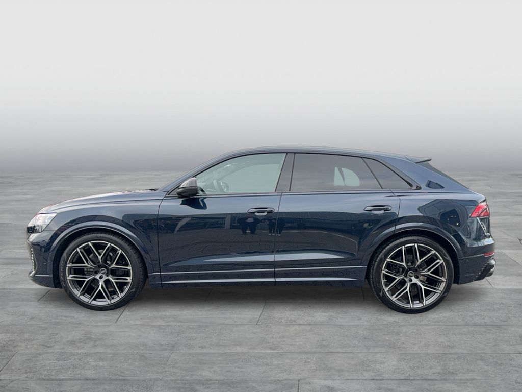 2024 Audi RSQ8