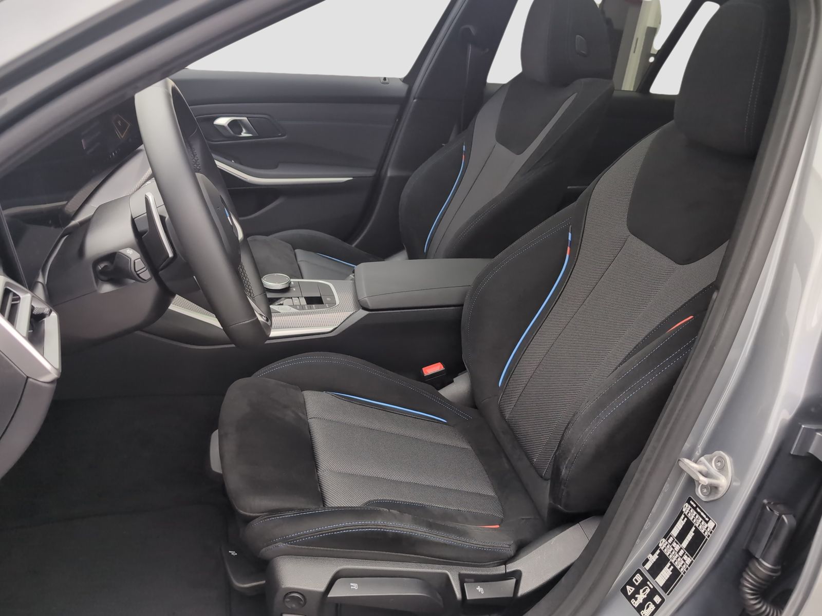 BMW 330 - Bild 9