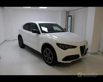 Alfa-Romeo Stelvio - 2